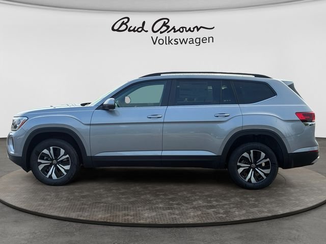 New 2026 Silver Mist Volkswagen SE image 2