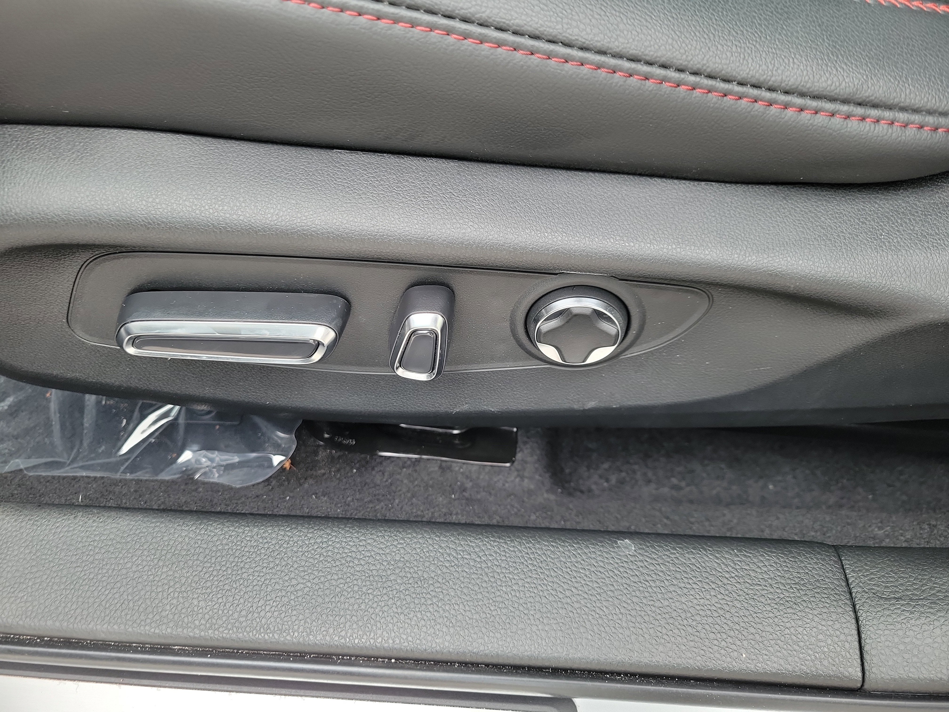 Used 2025 Silver Acura Type S image 15