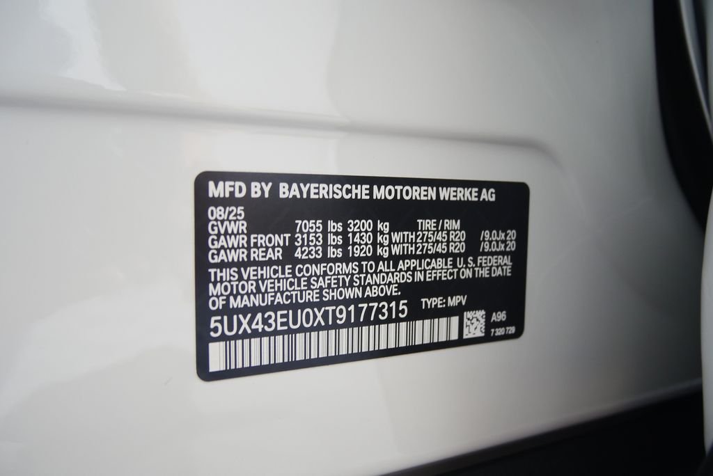 Used 2026 Mineral White Metallic BMW xDrive50e image 26