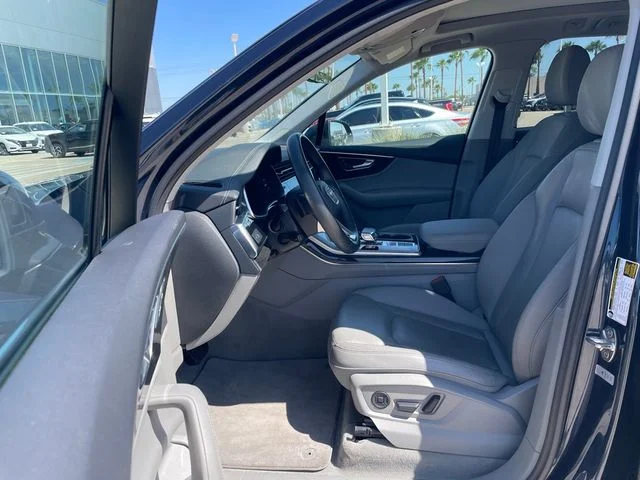 Used 2023  Audi 55 Premium Plus image 15