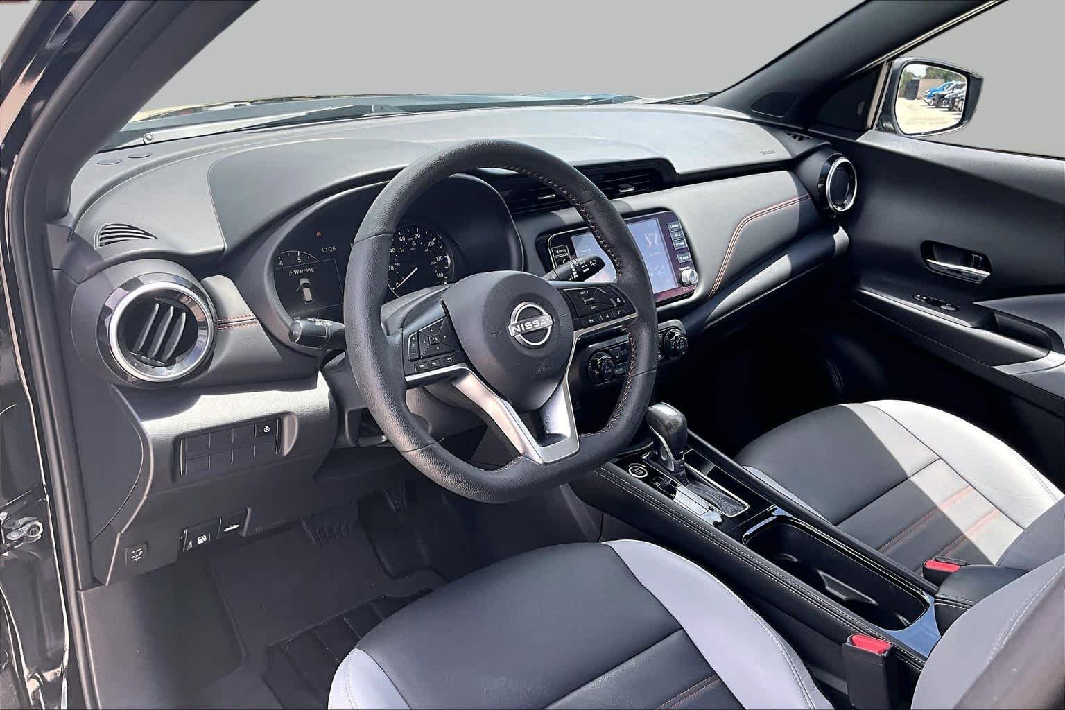 Used 2024 Super Black Nissan SR image 16