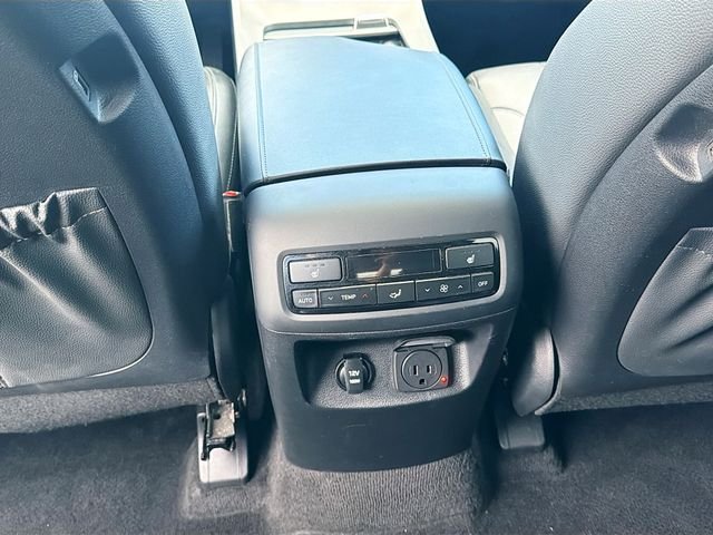 Used 2021 White Hyundai SEL image 26