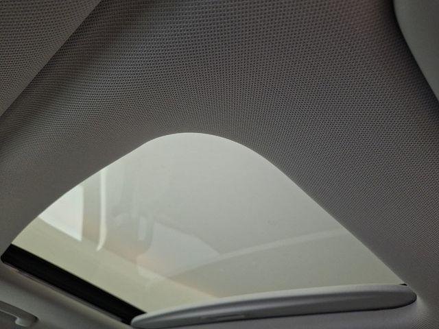 New 2026 Blue Hyundai SEL Premium 7P image 18