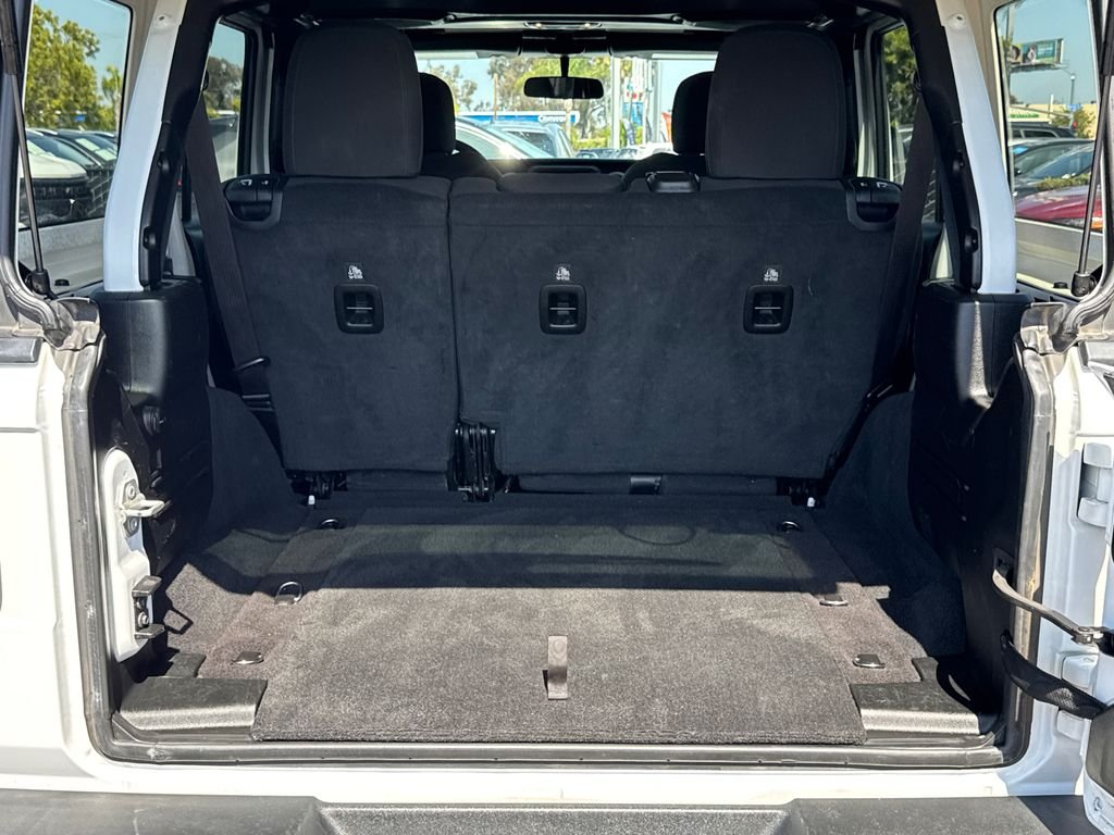 Used 2023 White Jeep Sport S image 13