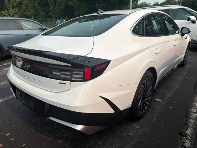 Certified Used 2025 Serenity White Hyundai SEL image 7