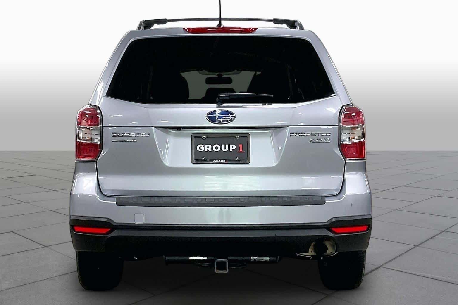 Used 2014 Ice Silver Metallic Subaru 2.5i Premium image 5