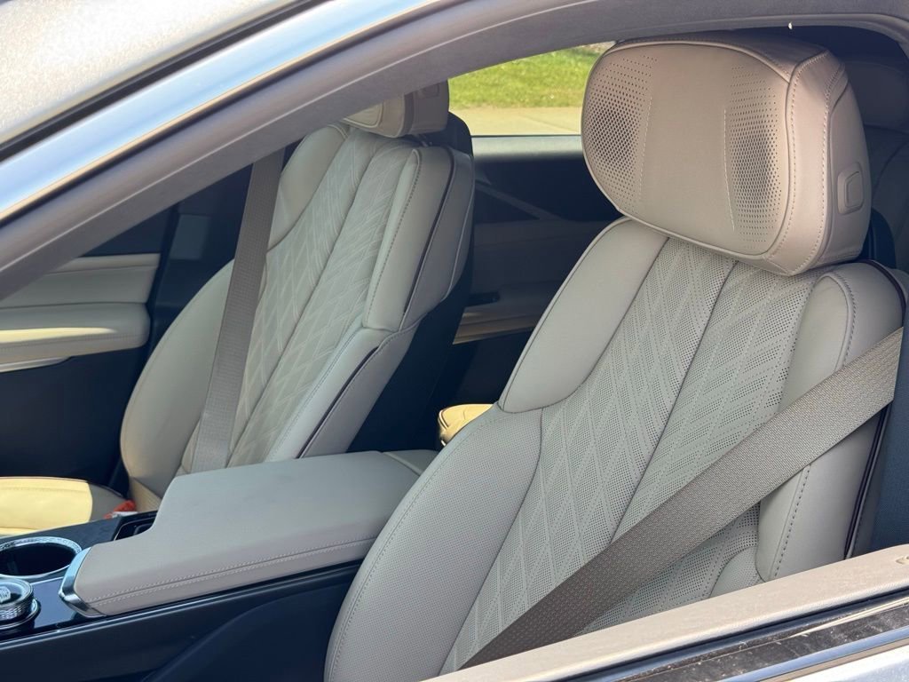 2025 Cadillac LYRIQ Luxury 3 - Photo 16