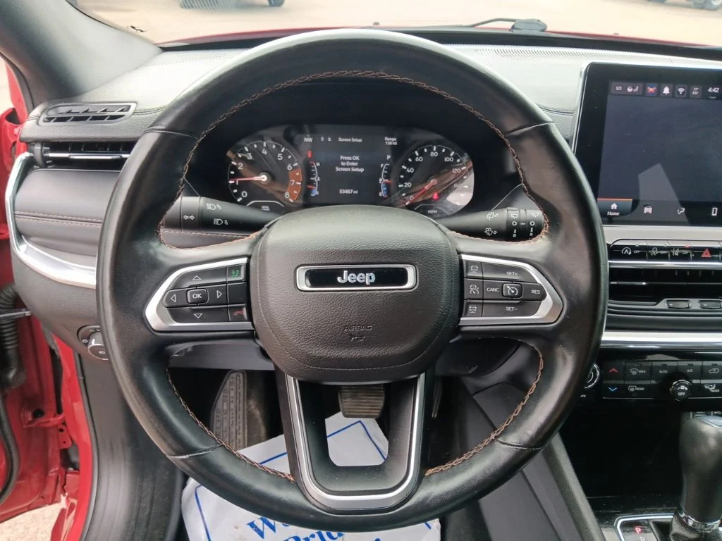 Used 2022 Redline Pearlcoat Jeep Limited image 22