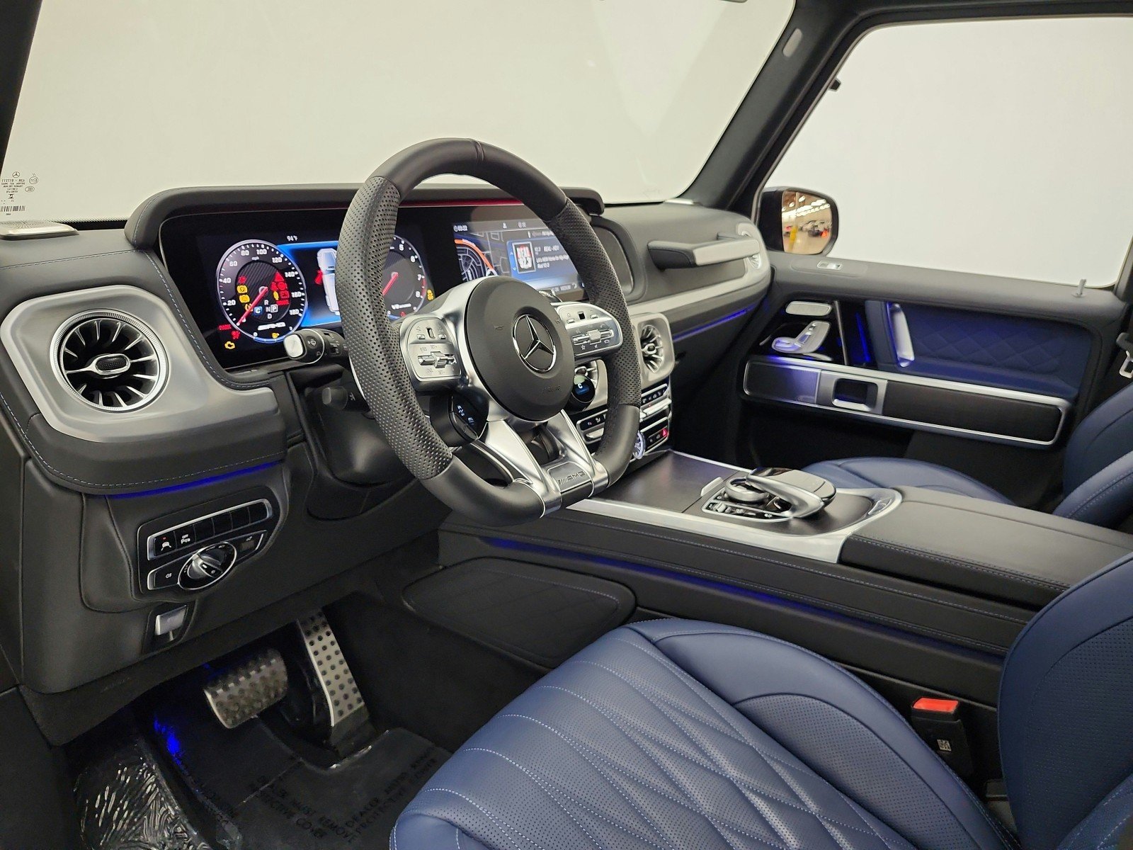 Certified Used 2024 Magnetite Black Metallic Mercedes-Benz AMG® G 63 4MATIC SUV image 12