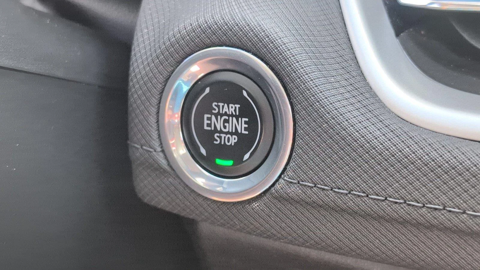 Used 2025 Cacti Green Chevrolet LT image 26