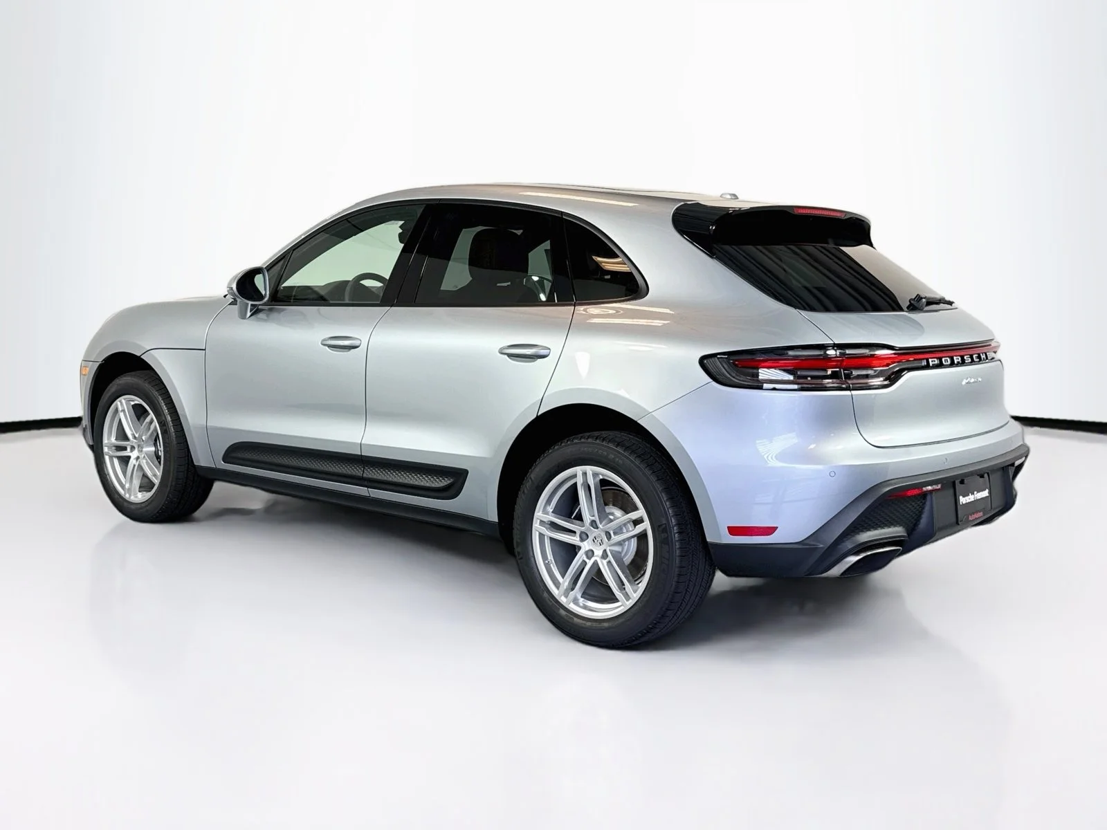 Used 2026 Dolomite Silver Metallic Porsche  image 3