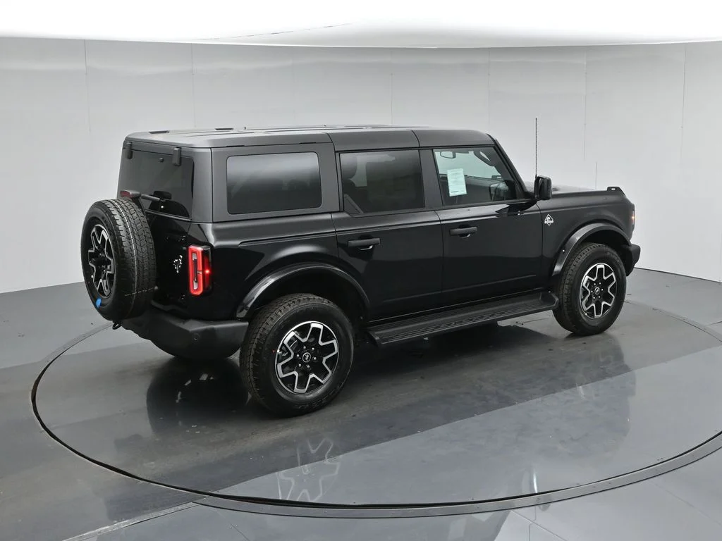 New 2026 Black Ford Outer Banks image 40