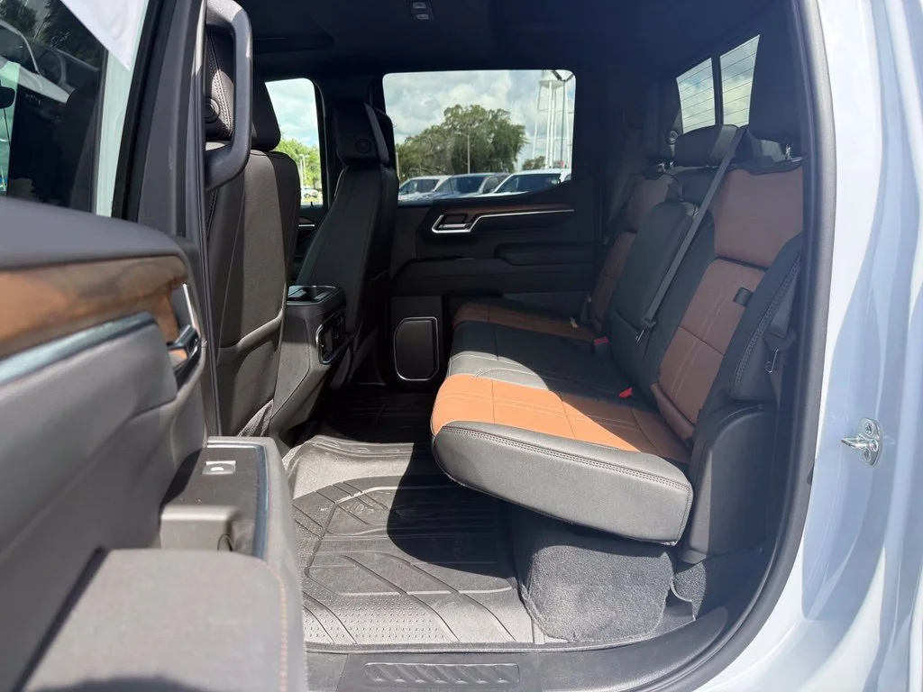 2026 Chevrolet Silverado 1500 High Country - Photo 13