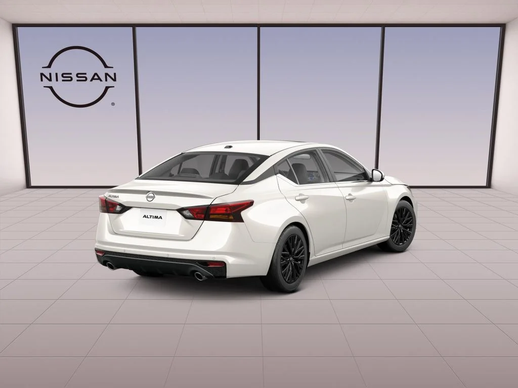 New 2026 White Nissan 2.5 SV image 5