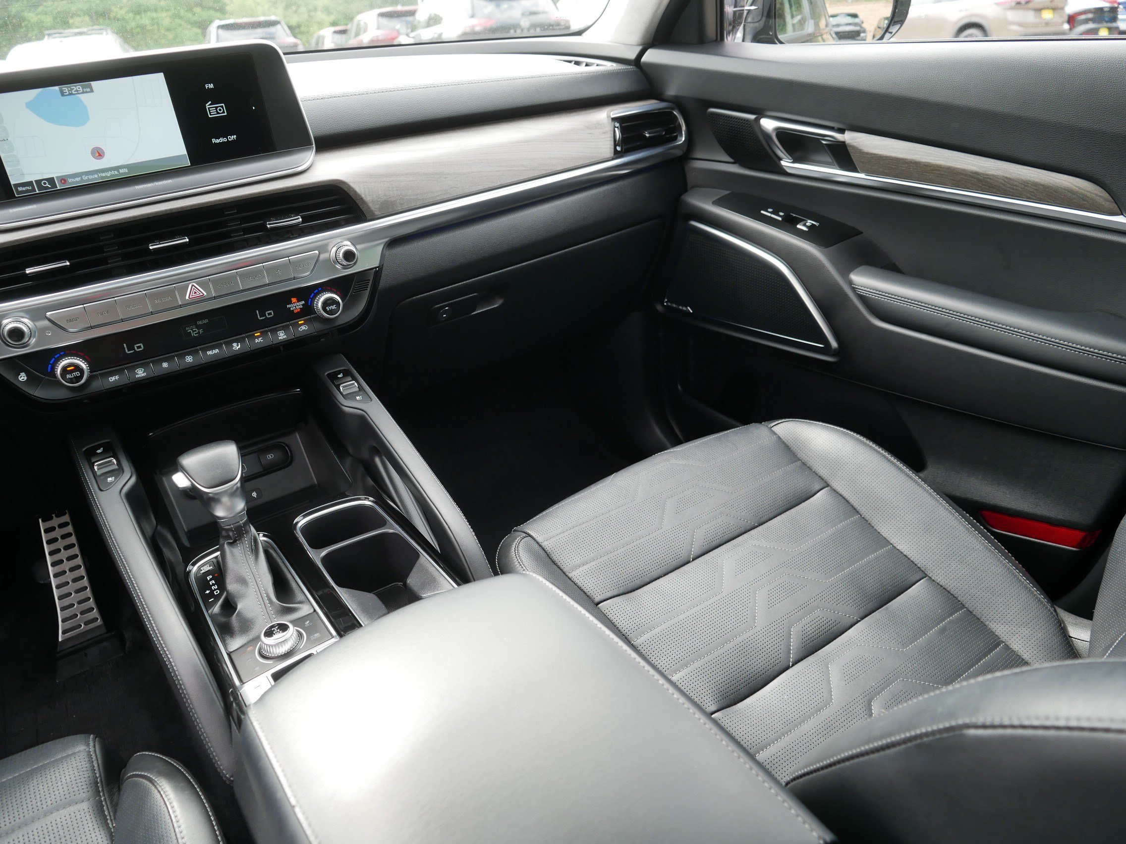 Certified Used 2022 Ebony Black Kia SX image 11