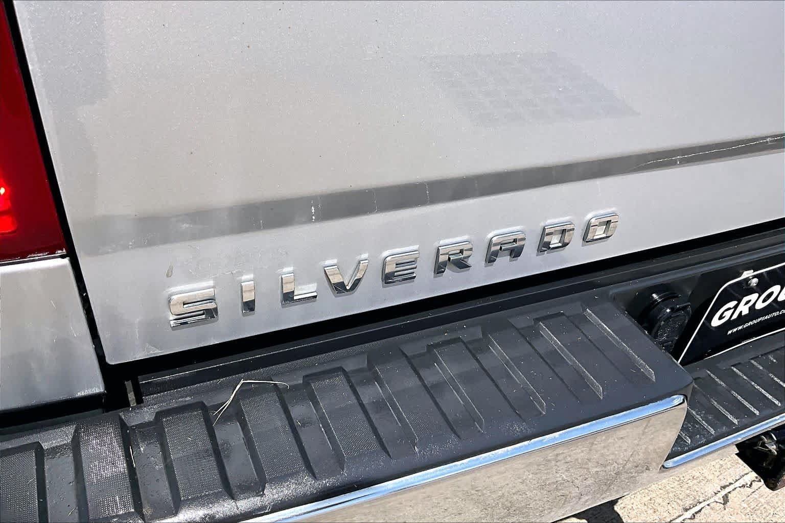 Used 2018 Silver Ice Metallic Chevrolet LTZ image 29