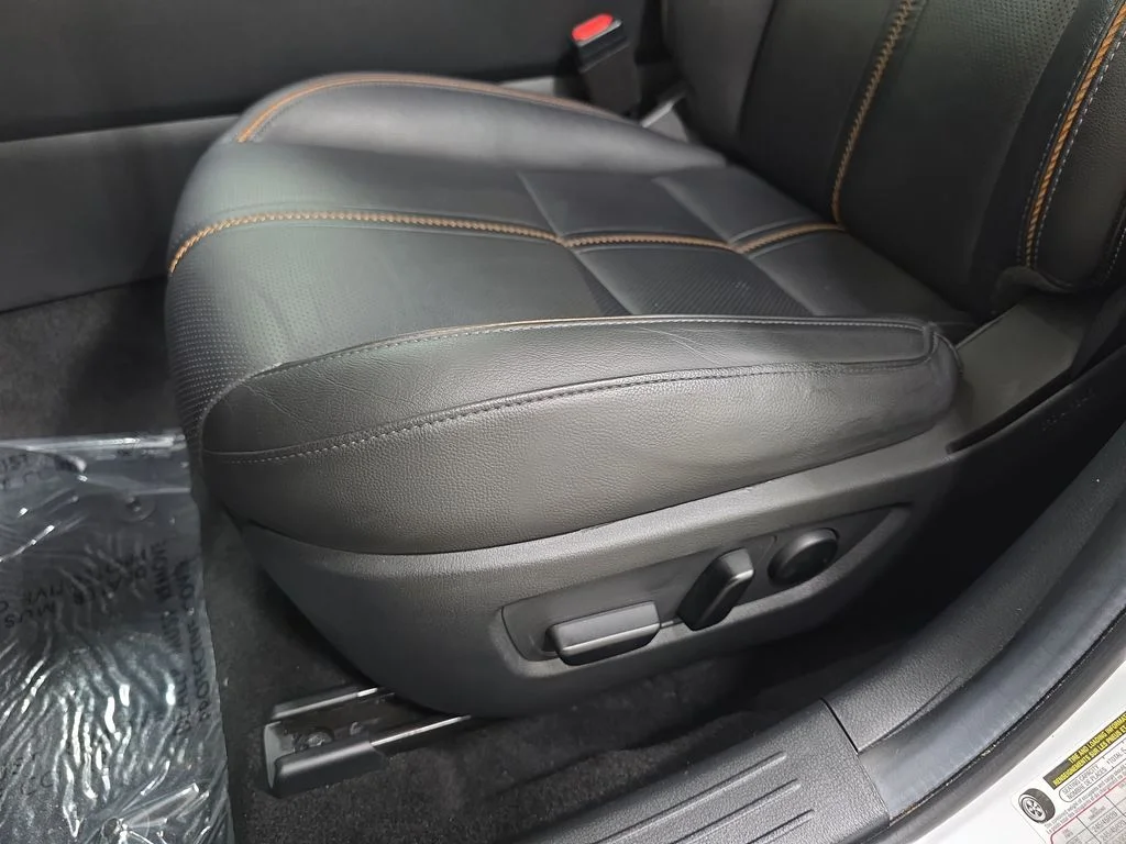 Used 2024 Wind Chill Pearl Mazda 2.5 Turbo image 29