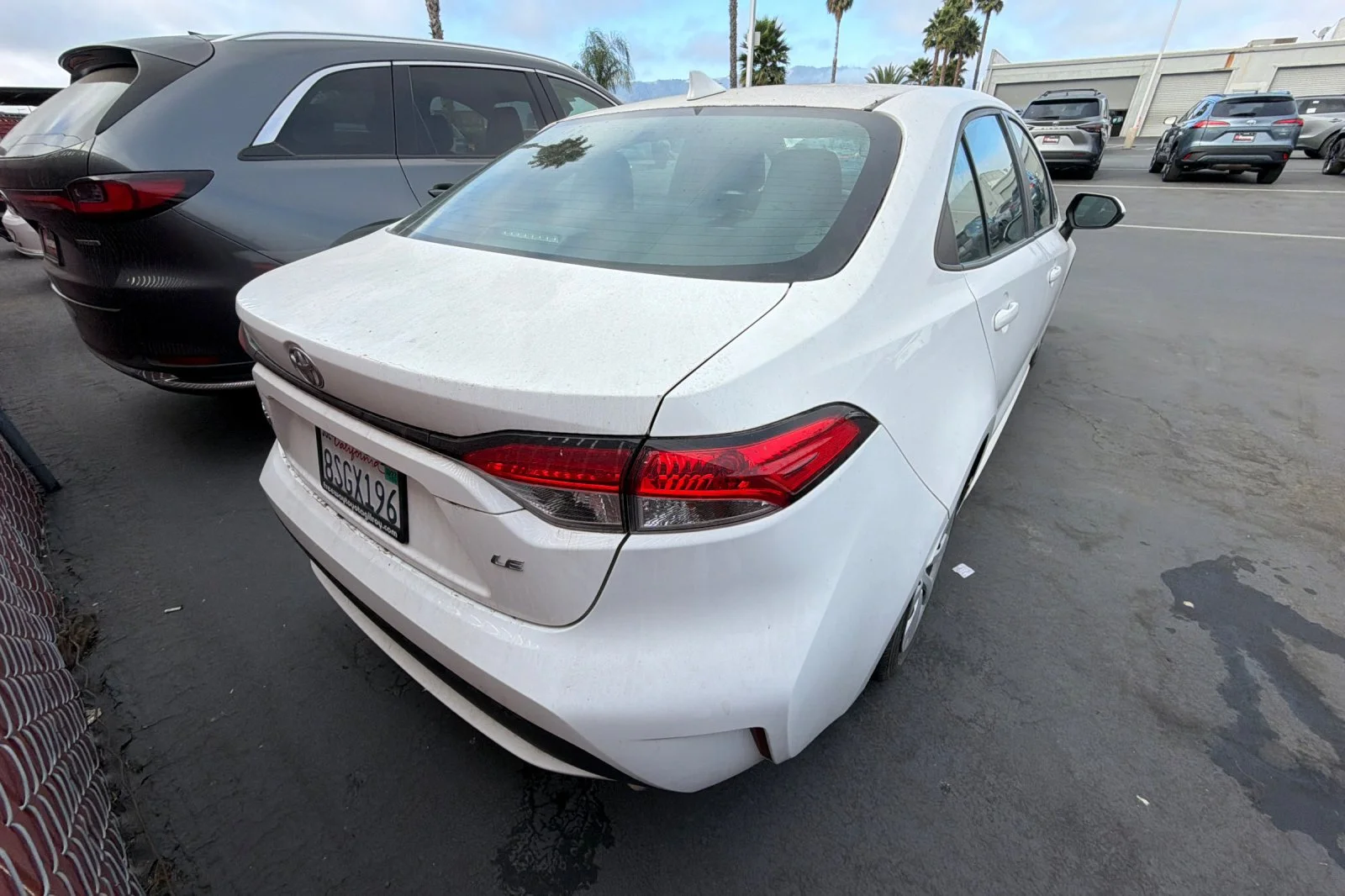 Used 2020 White Toyota LE image 6