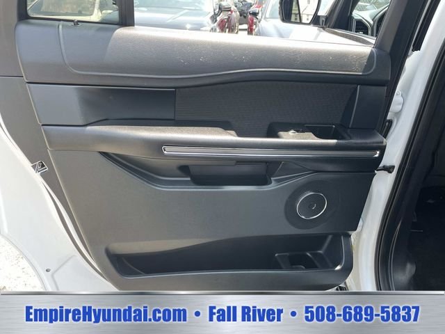 Used 2020 Oxford White Ford XLT image 17
