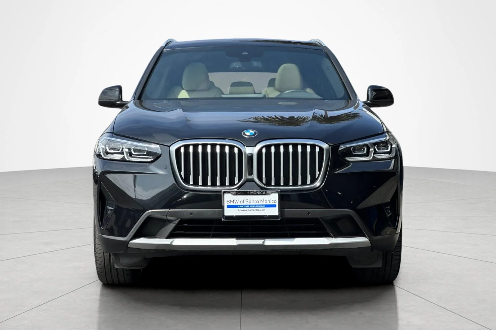 Used 2023 Black Sapphire Metallic BMW sDrive30i image 8