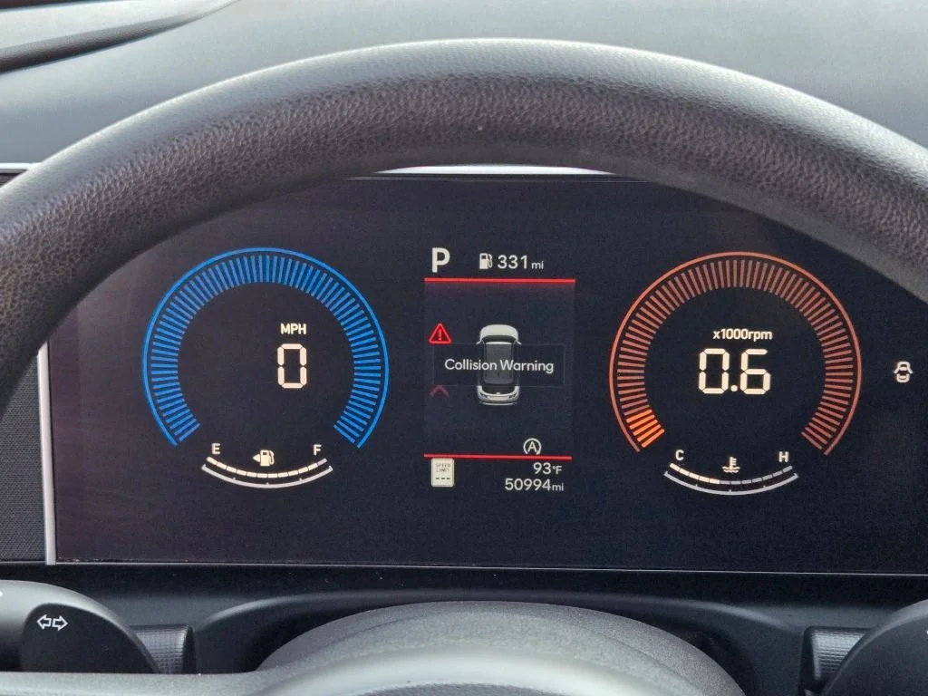 Used 2025 Gray Hyundai SEL image 31