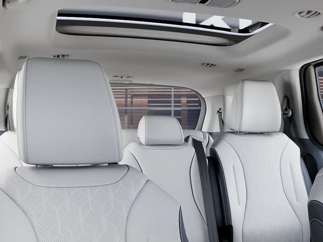 New 2026 White Kia SX image 28