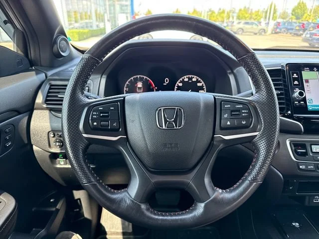 Certified Used 2025 Solar Silver Metallic Honda TrailSport image 12