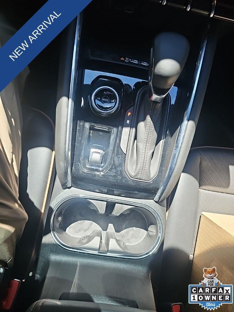 Used 2025 Onyx Black GMC AT4 image 9
