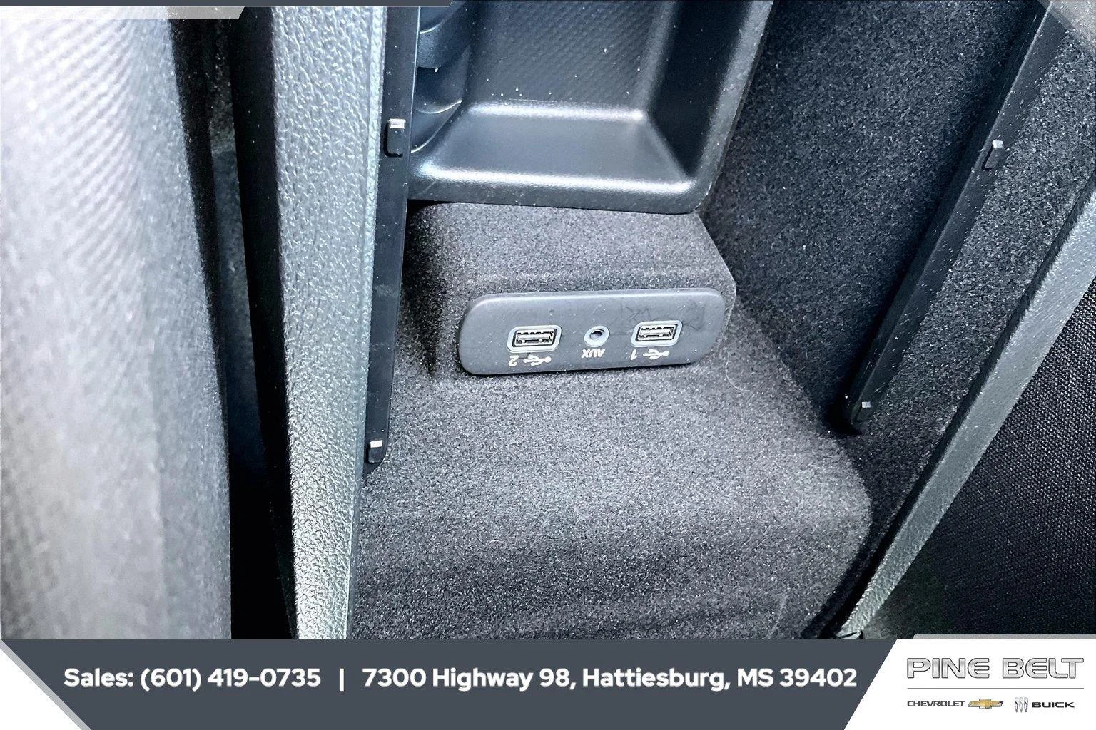 Used 2023 White Dodge R/T image 23