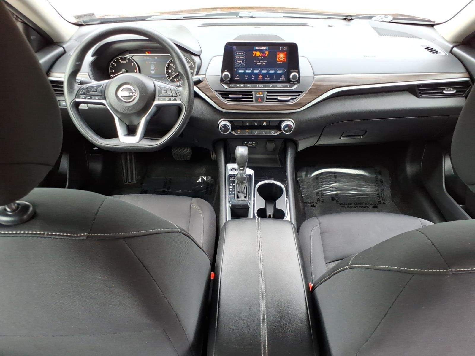 Used 2024 Garnet Pearl Metallic Nissan 2.5 SV image 29