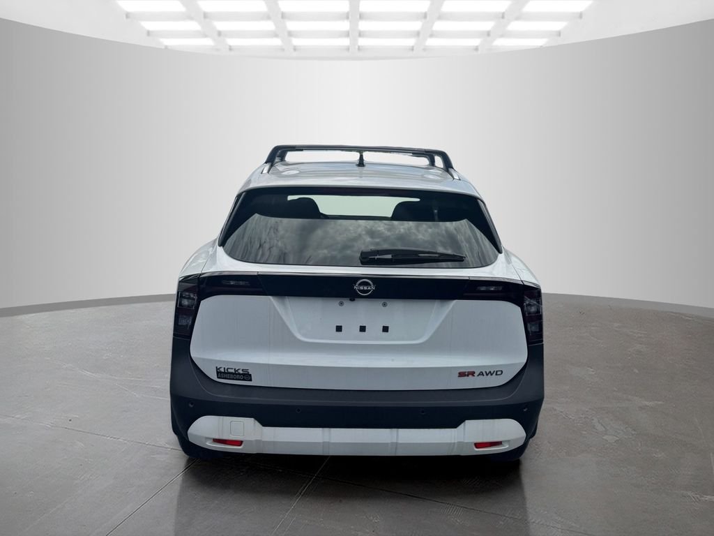 New 2026 Aspen White TriCoat Nissan SR image 4