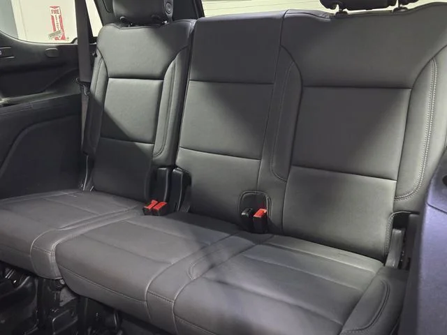 Used 2025 Black Chevrolet Z71 image 9