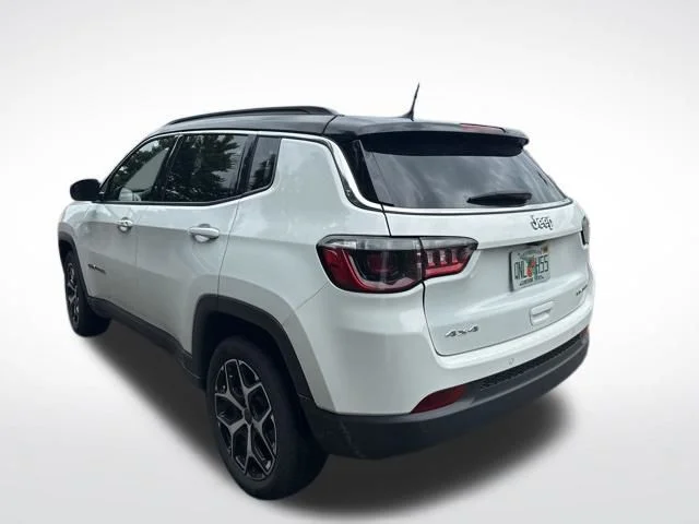 2025 Jeep Compass Limited - Photo 3
