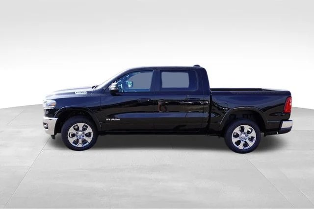New 2026 Diamond Black Crystal Pearl-Coat Exterior Paint RAM Big Horn image 6