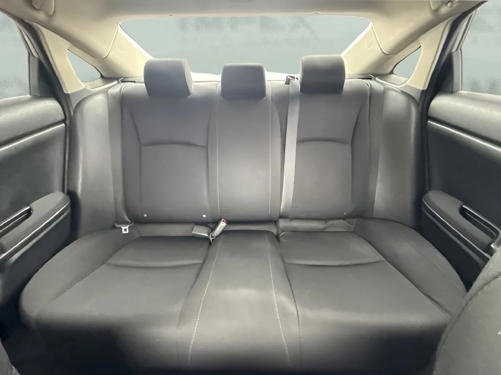 Used 2020  Honda LX image 10