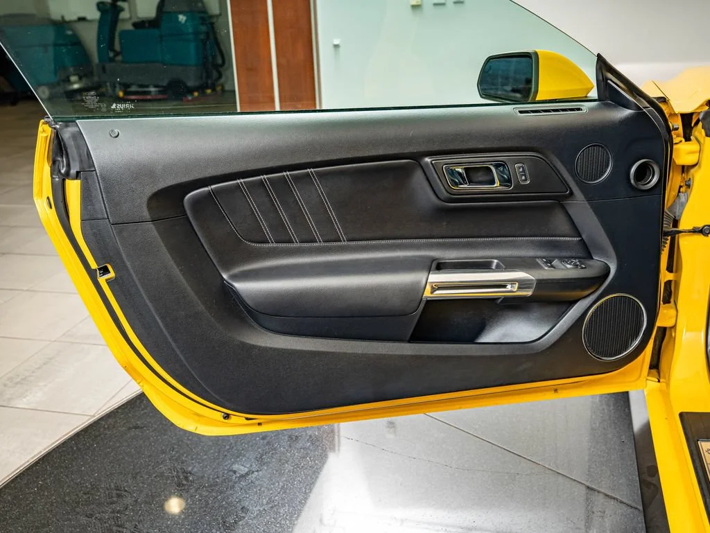 Used 2015 Yellow Ford GT Premium image 20