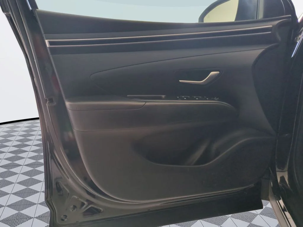 Used 2024 Black Pearl Hyundai SEL image 10