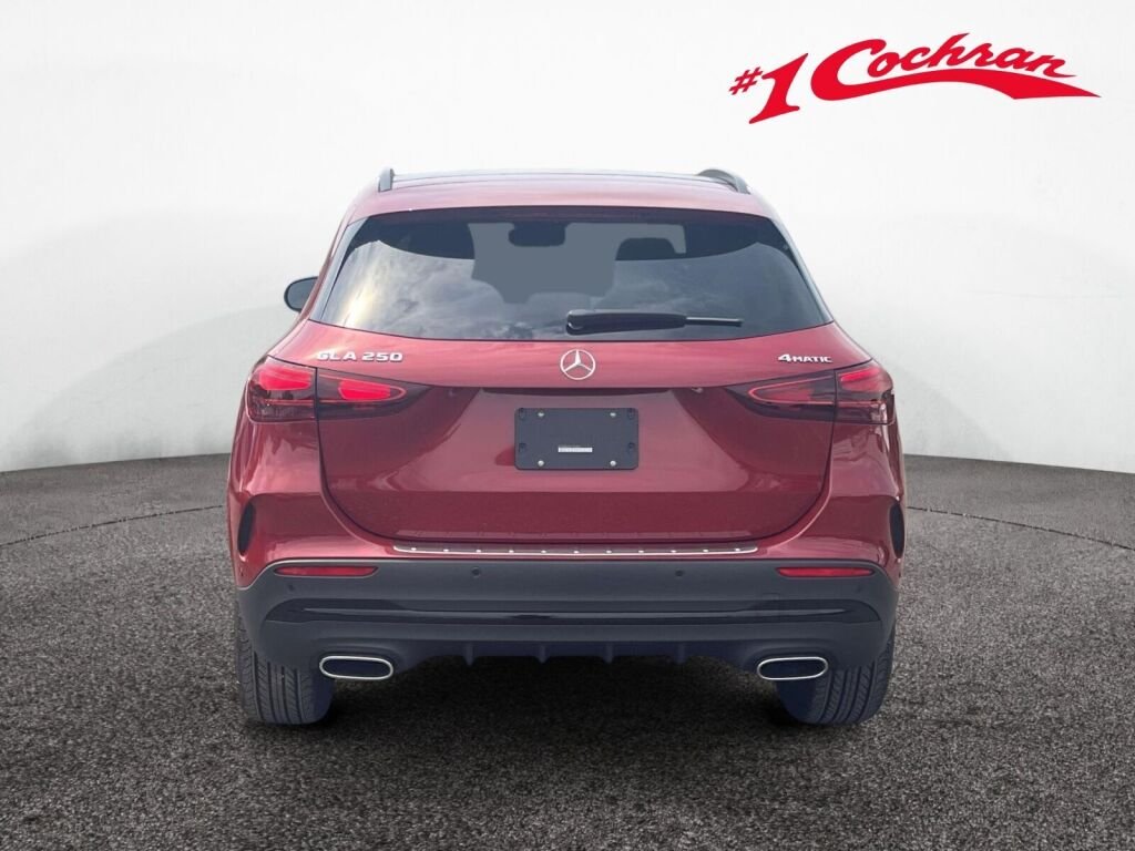 New 2026 MANUFAKTUR Patagonia Red Metallic Mercedes-Benz GLA 250 image 8