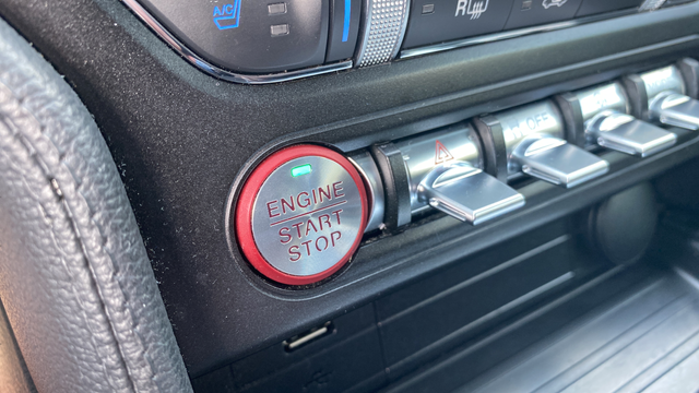 Used 2022 Gray Metallic Ford GT Premium image 22