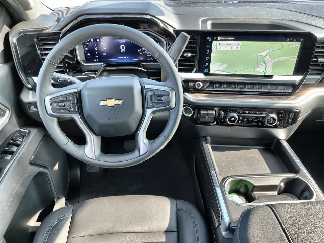 2026 Chevrolet Silverado 3500 HD photo 19 of 41