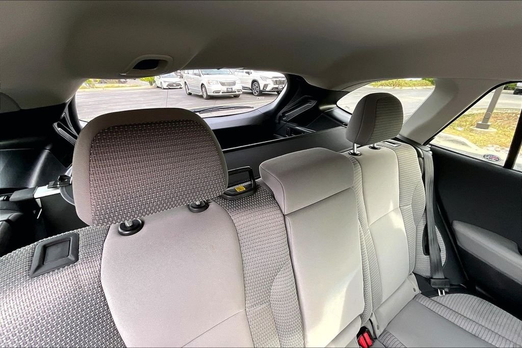 Used 2022 White Subaru Premium image 31