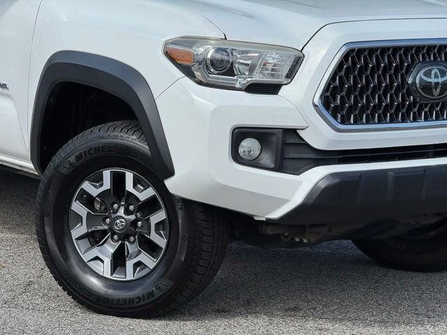 Used 2018 White Toyota TRD Off-Road image 15