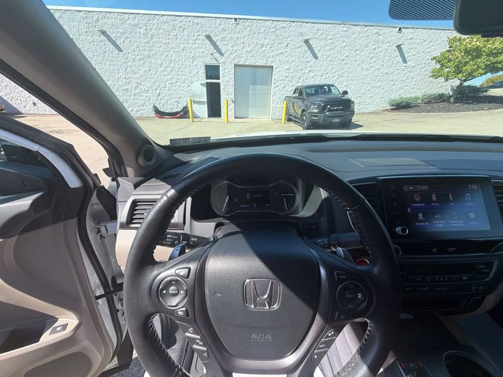 Used 2023 White Honda RTL-E image 13