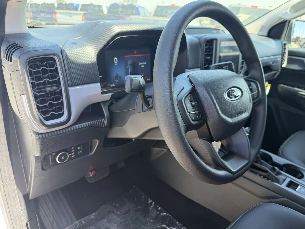 New 2025 Oxford White Ford XL image 24