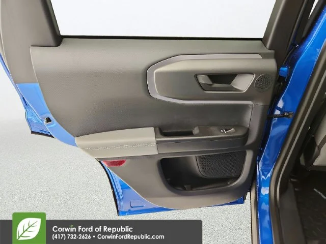 New 2026 Velocity Blue Metallic Ford Badlands® image 29