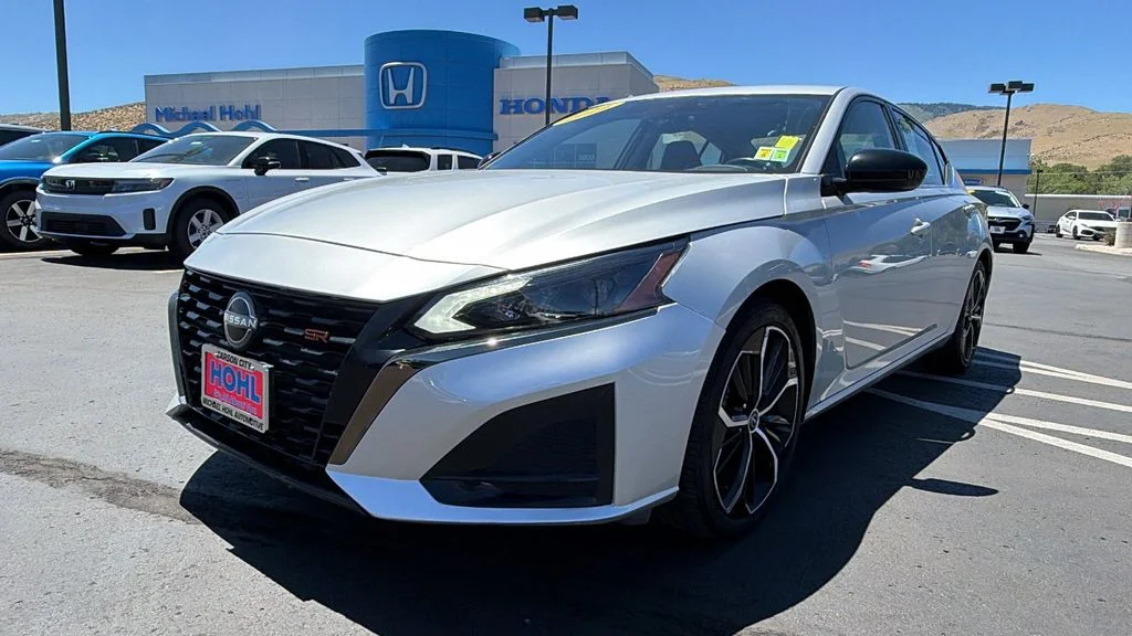 Used 2024 Brilliant Silver Metallic Nissan 2.5 SR image 7