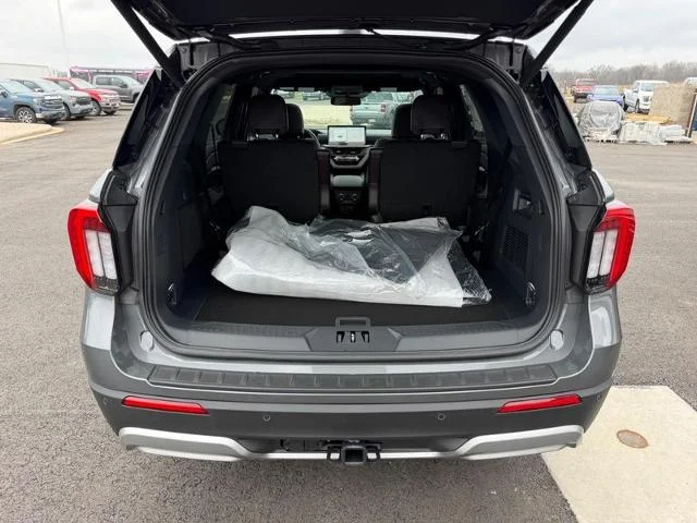 New 2026 Carbonized Gray Metallic Ford Platinum™ image 34