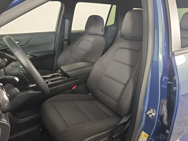 Used 2026 Lakeshore Blue Metallic Chevrolet LT image 23