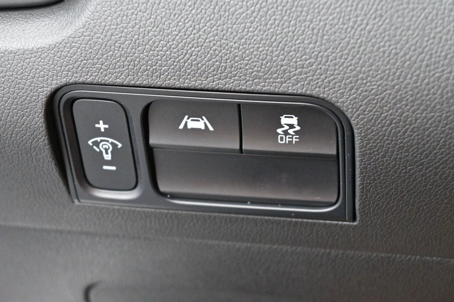 Used 2022 Glacial White Pearl Kia S image 20