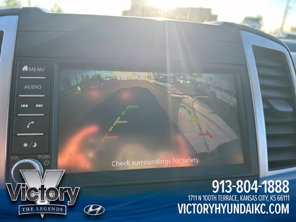 Used 2019 Blue Nissan SV image 19